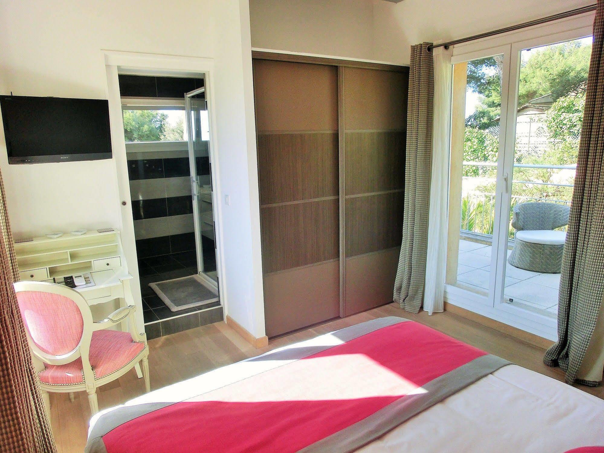 Villa Azur Golf Бандоль Экстерьер фото